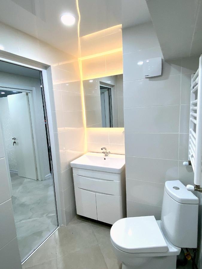 Gss Apartment Tbilisi Buitenkant foto